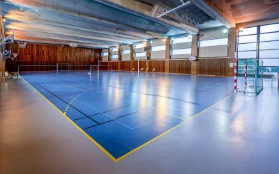 Paris sport proximité : marche nordique, badminton et volley au gymnase Fédération