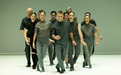 Mellowing, spectacle de Christos Papadopoulos & Dance On Ensemble au Carreau du Temple