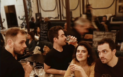 Le Zinc : une pièce de théâtre improvisée !