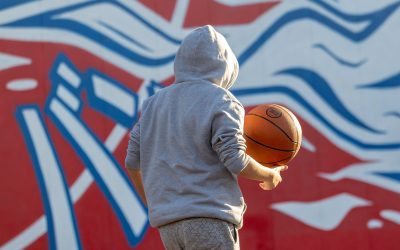 Paris sport proximité : badminton, tennis de table et basket au gymnase le Stadium