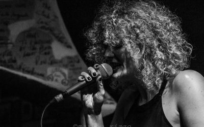 Chiara Viola – Moonlight and Love Songs Never Out of Date